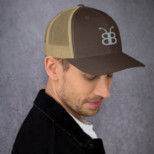 Load image into Gallery viewer, Urban Rebel Trucker Cap - BerliozaBoyz