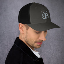 Load image into Gallery viewer, Urban Rebel Trucker Cap - BerliozaBoyz